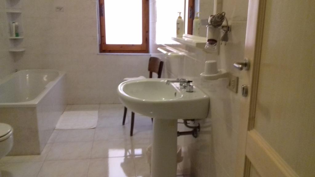 B&B Via Dei Mille Castelsardo Exterior photo